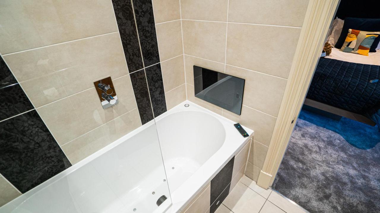 The Cranleigh Boutique Hotel
