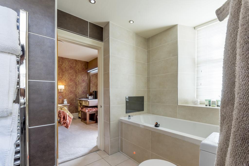The Cranleigh Boutique Hotel
